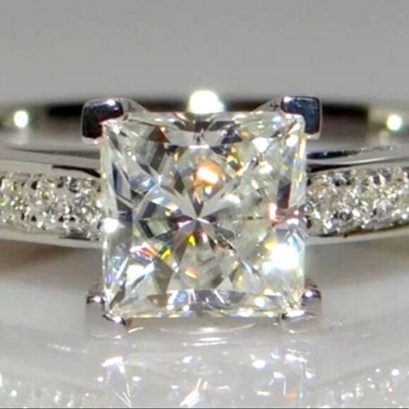 WHITE SAPPHIRE ENGAGEMENT RING NEW SIZE 7 NEW - Picture 2 of 13